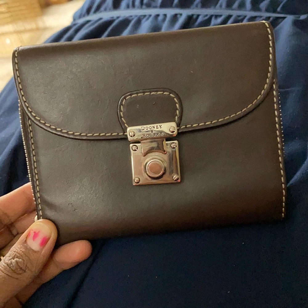 Dooney & Burke wallet